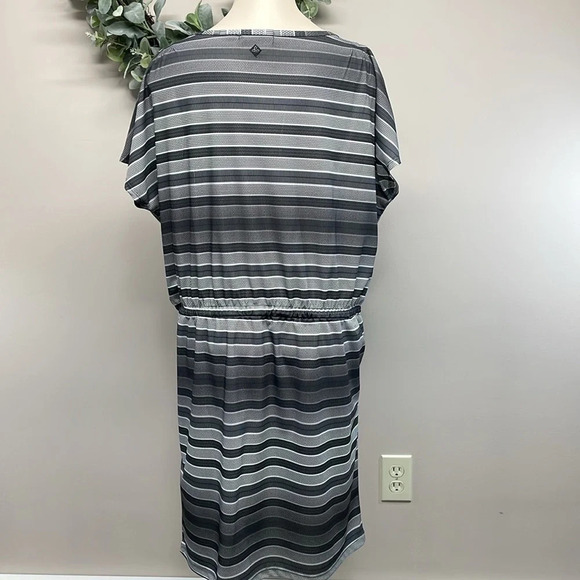 Prana Lindy Dress Black and White Pullover Drawstring Waist M - Picture 5 of 16